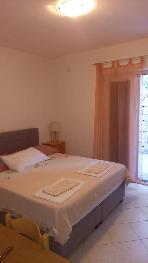 Apartmani Cosic Duce Exterior photo
